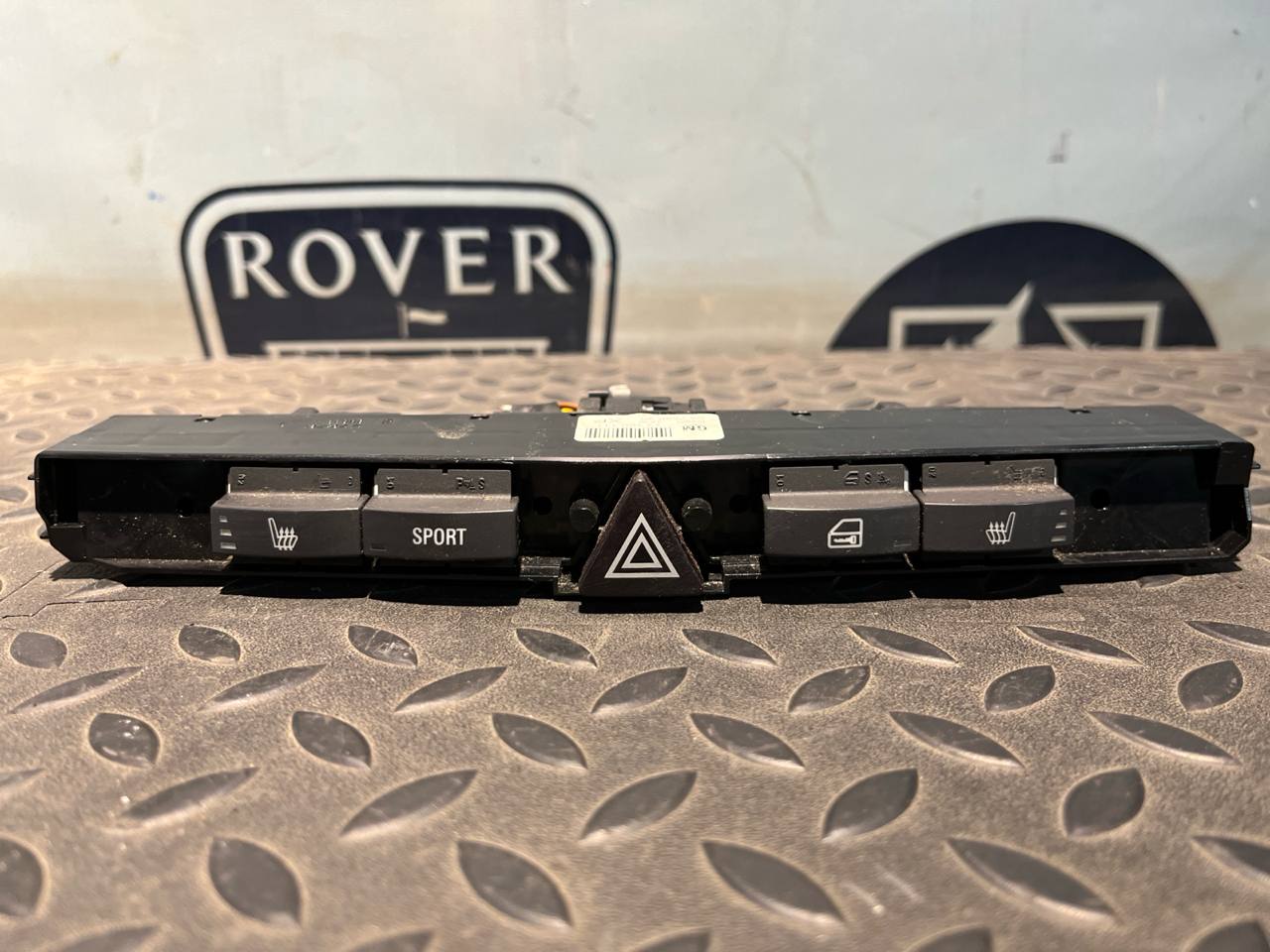 Кнопка аварийной сигнализации Opel Zafira/B 2005-2014