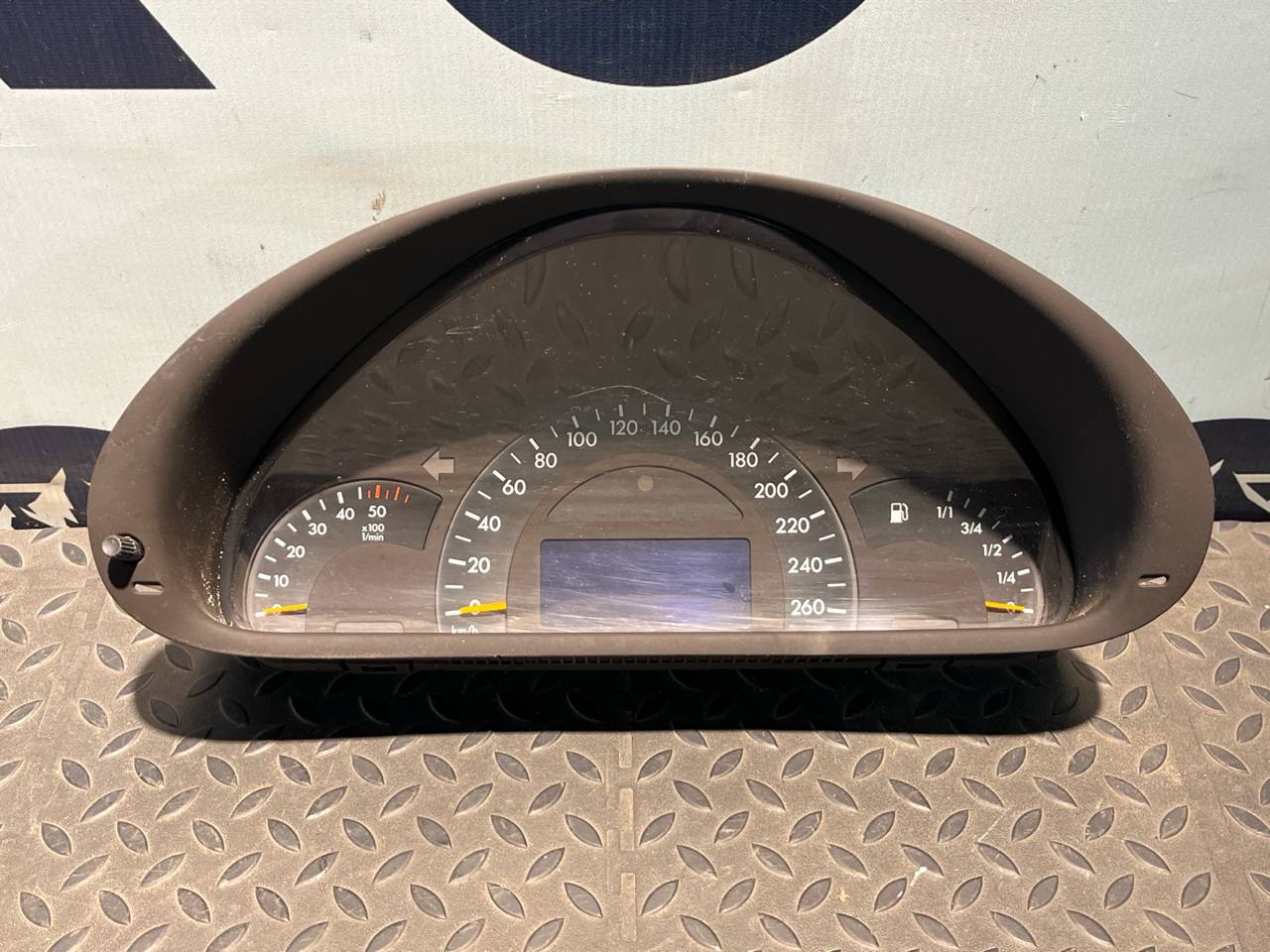 Комбинация приборов (Щиток) Mercedes C/W203 2000-2008