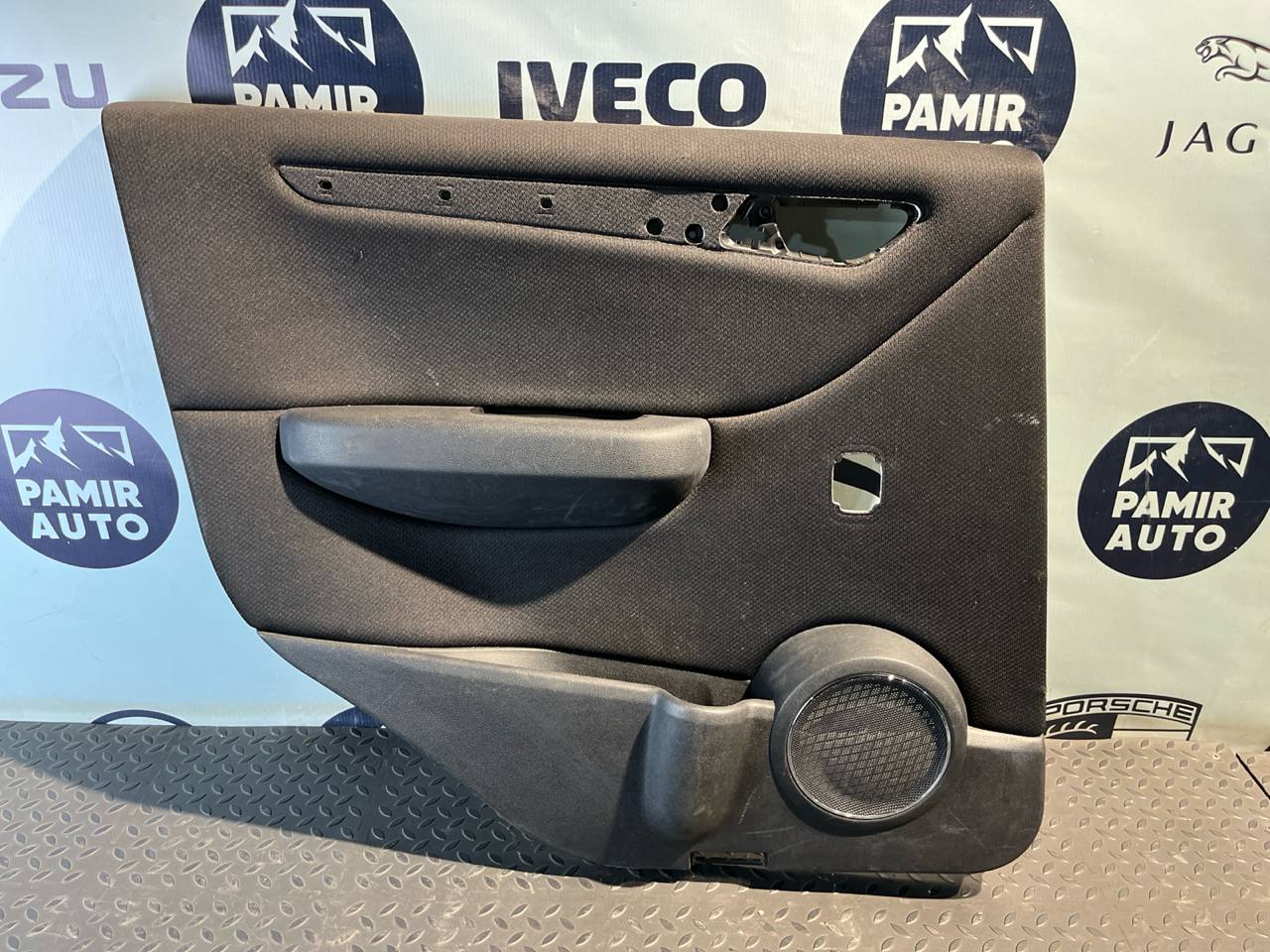 Обшивка двери задняя левая Mercedes B/W245 2005-2011