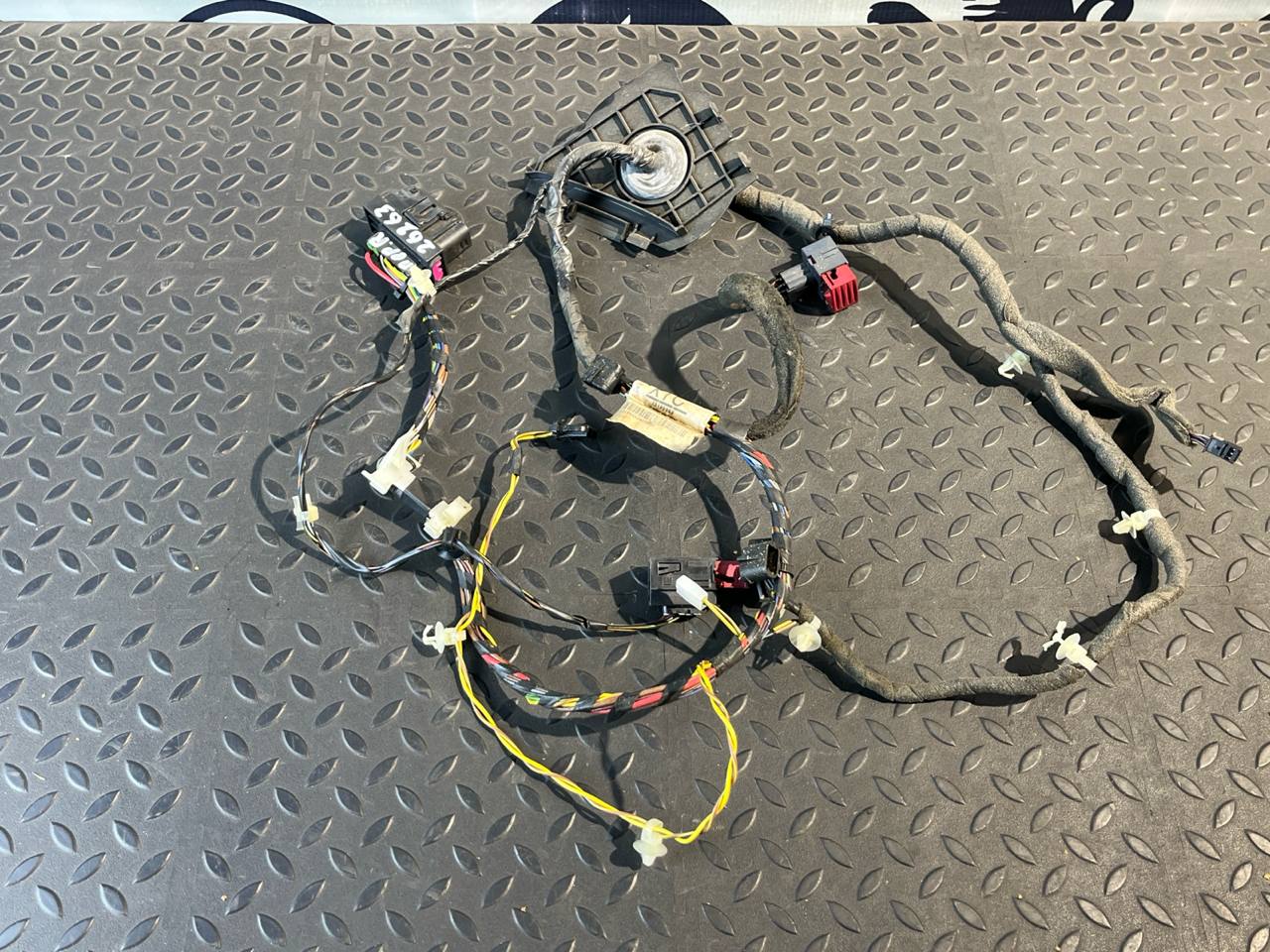 Проводка двери передняя правая Opel Signum 2003-2008