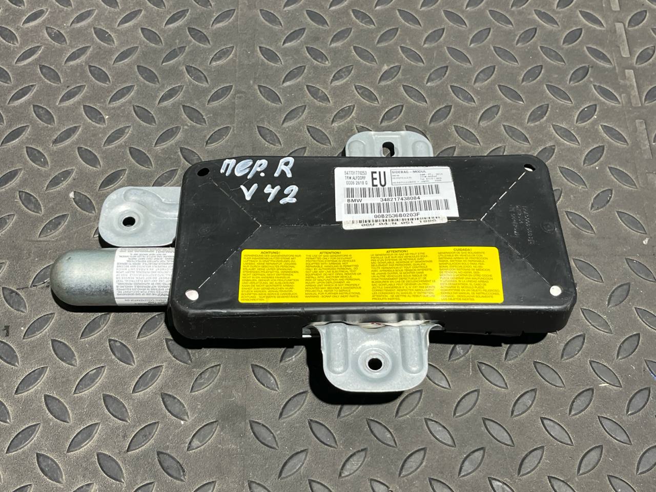 Подушка безопасности в дверь передняя правая BMW 3/E46 1998-2007