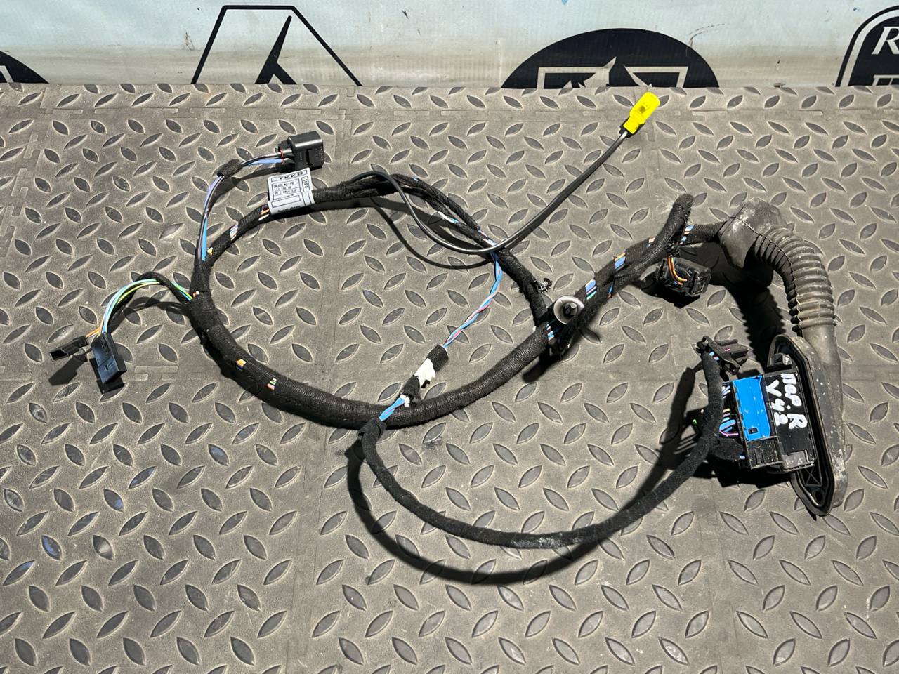 Проводка двери передняя правая BMW 3/E46 1998-2007