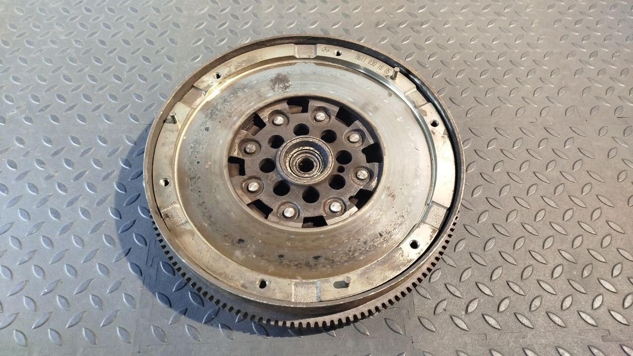 Маховик Mercedes C/W203 2000-2008