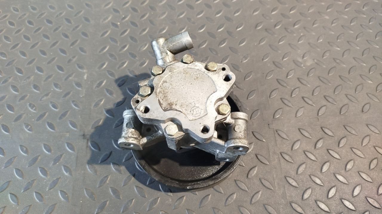 Насос ГУР Mercedes C/W203 2000-2008