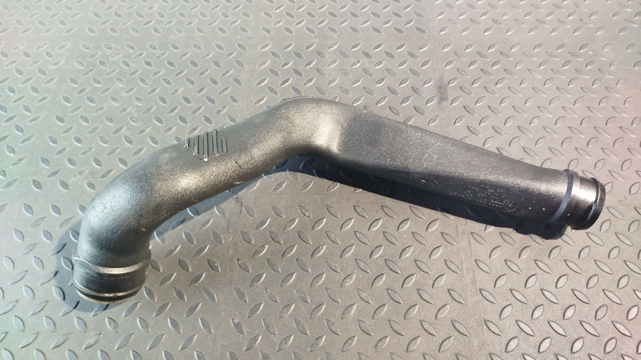 Патрубок интеркулера Volkswagen Golf/4 1997-2006