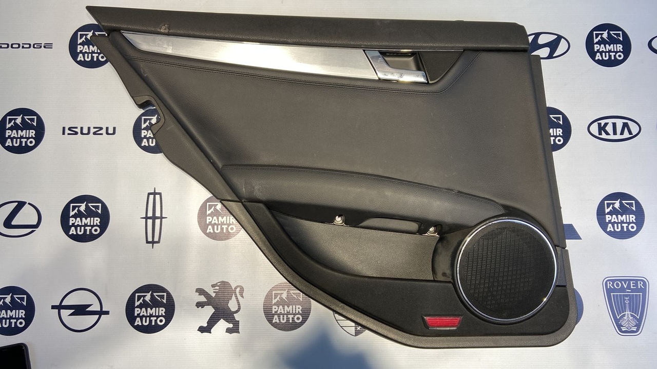 Обшивка двери задняя левая Mercedes C/W204 2006-2015
