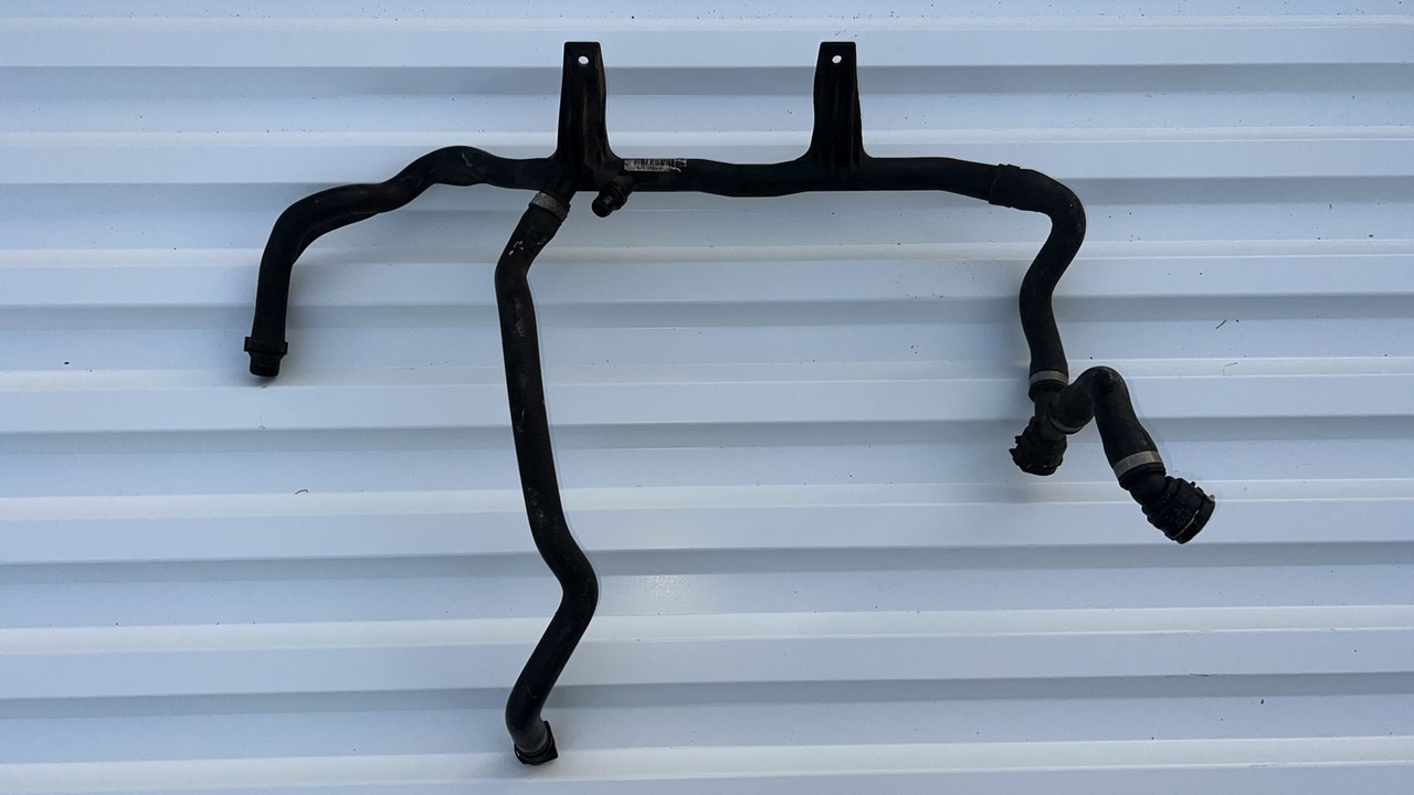 Патрубок ОЖ BMW 1/E87 2004-2011