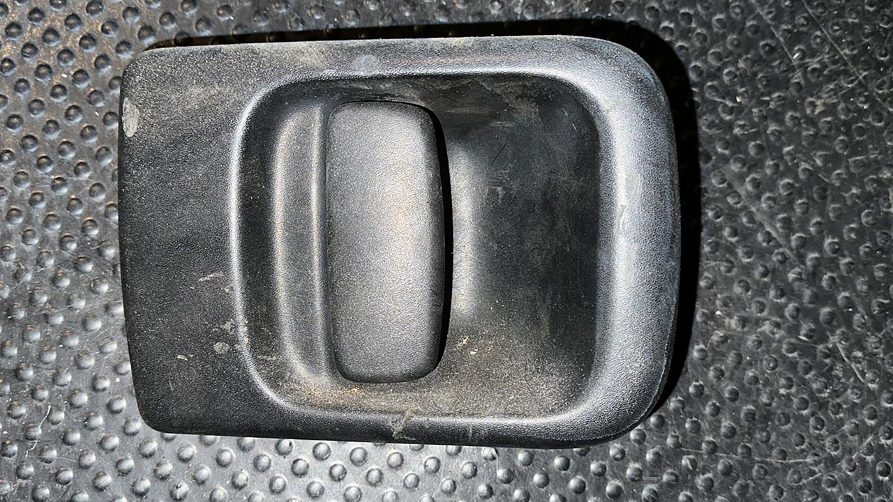 Ручка двери багажника правая Opel Movano/A 2003-2010