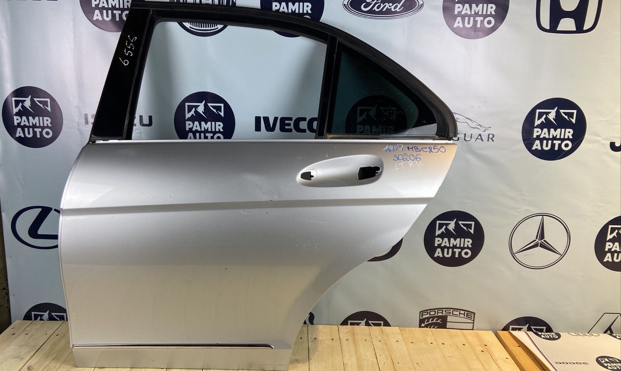 Дверь задняя левая Mercedes C/W204 2006-2015