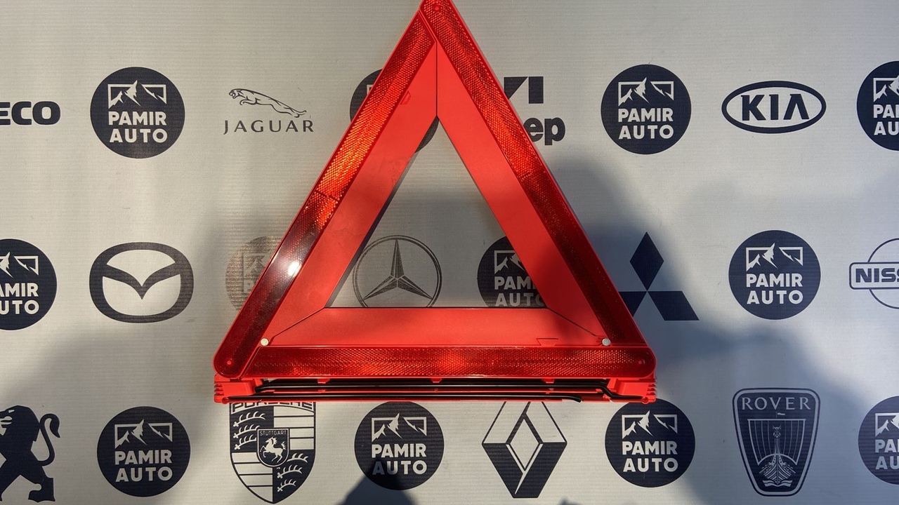 Знак аварийной остановки Mercedes C/W204 2006-2015