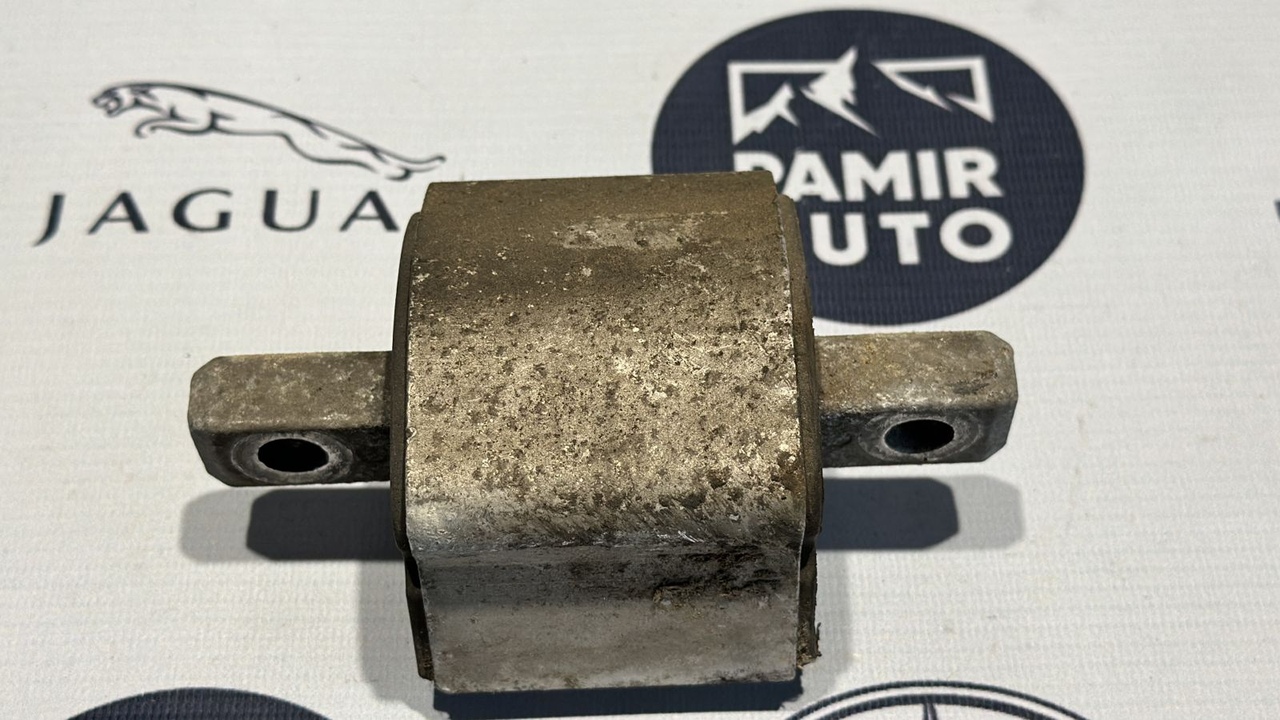 Опора КПП Mercedes C/W204 2006-2015