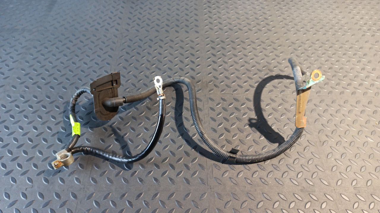 Клемма плюс Mercedes C/W203 2000-2008