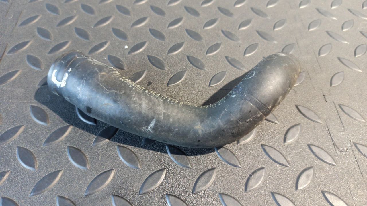 Патрубок ОЖ Mercedes E/W210 1995-2003