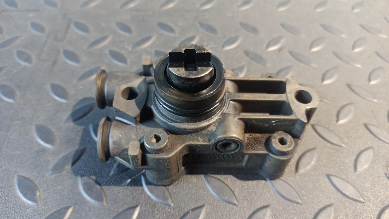 Насос подкачки Mercedes E/W210 1995-2003
