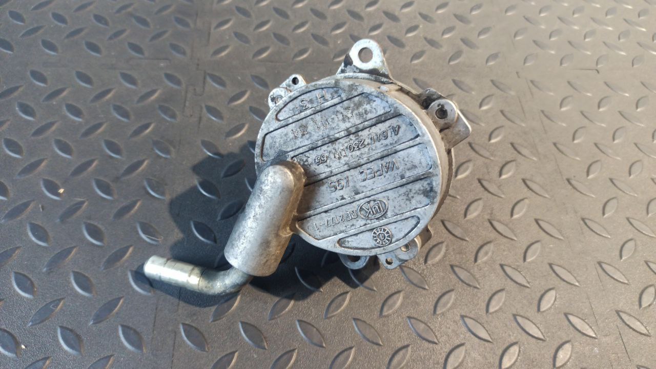 Насос вакуумный Mercedes E/W210 1995-2003