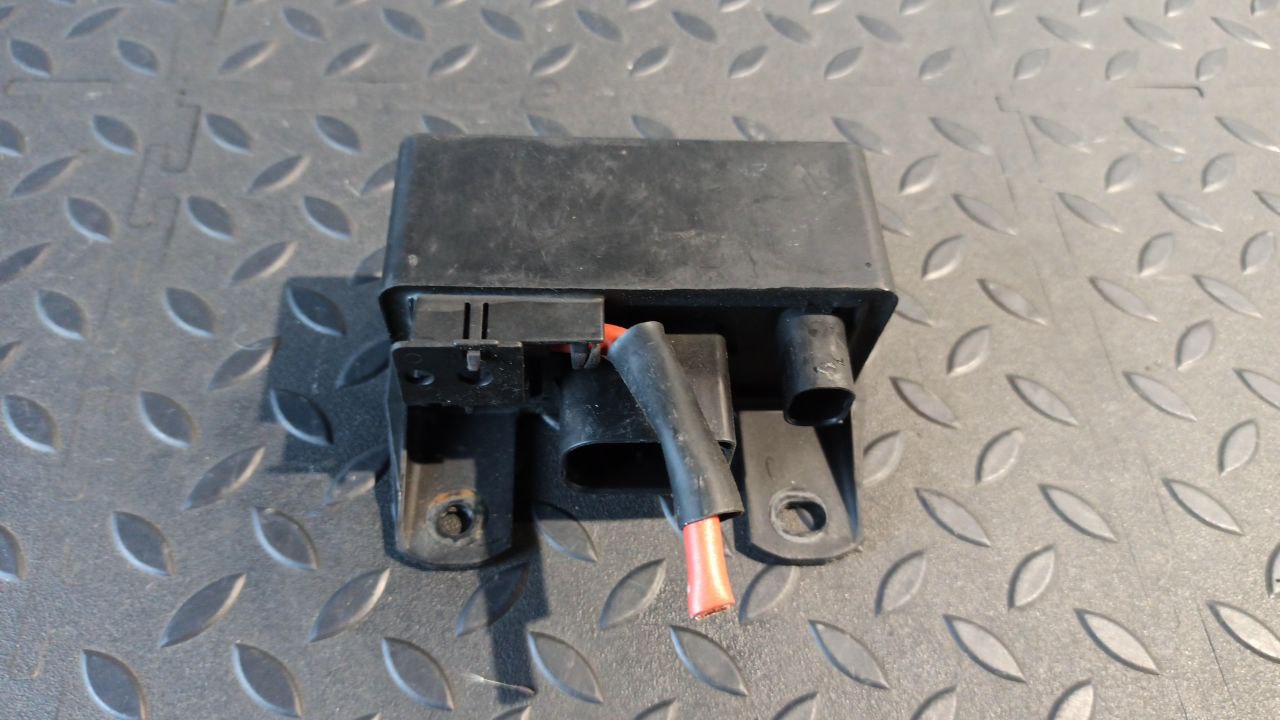 Реле свечей накала Mercedes E/W210 1995-2003