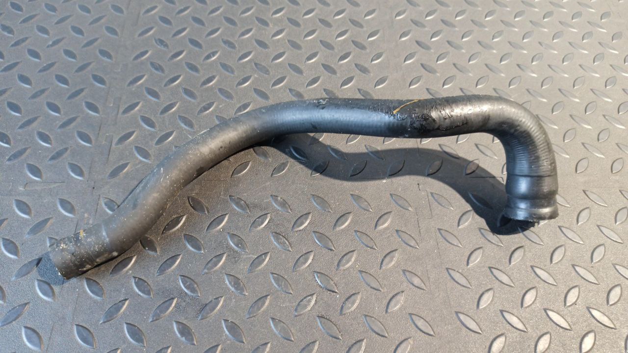 Патрубок ОЖ Mercedes E/W211 2002-2009