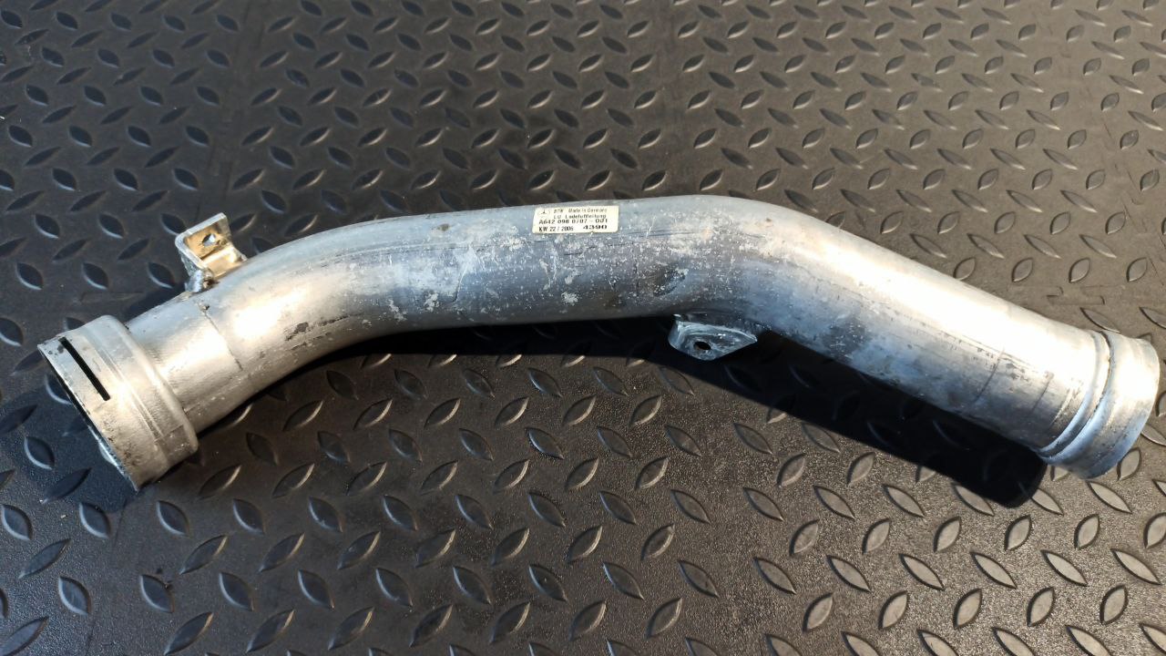 Патрубок интеркулера Mercedes E/W211 2002-2009