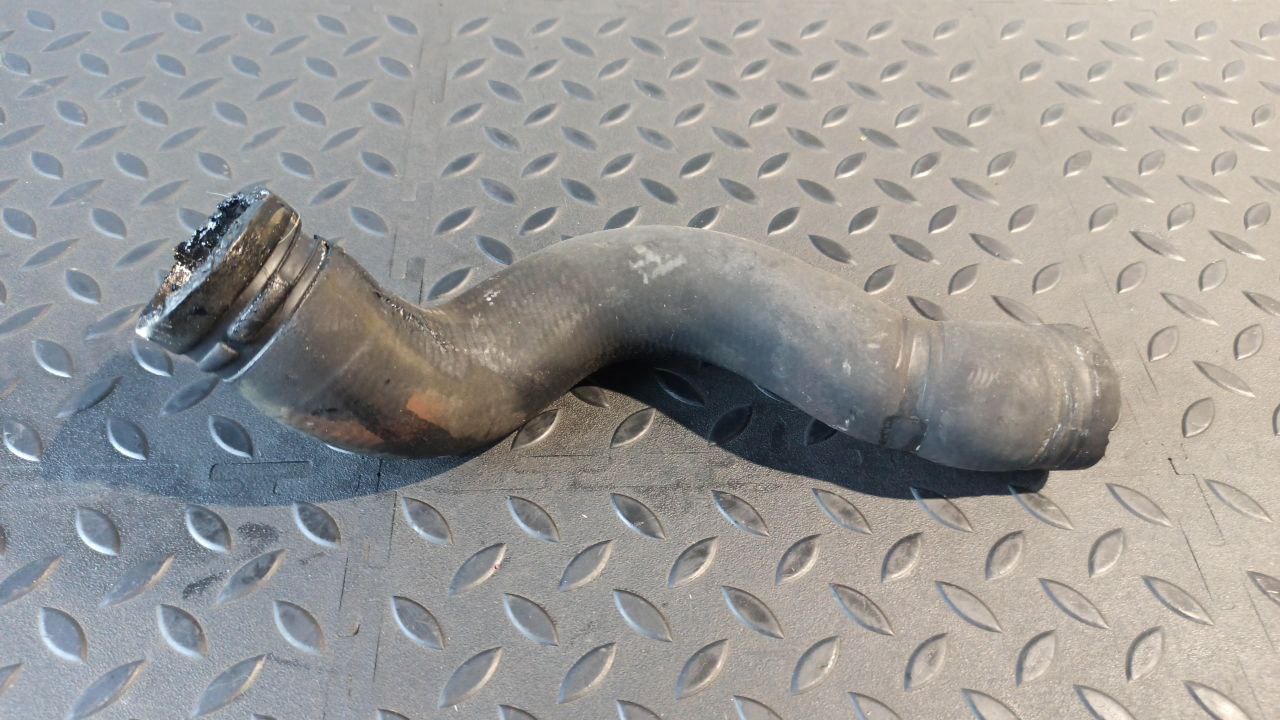 Патрубок ОЖ Opel Zafira/B 2005-2014