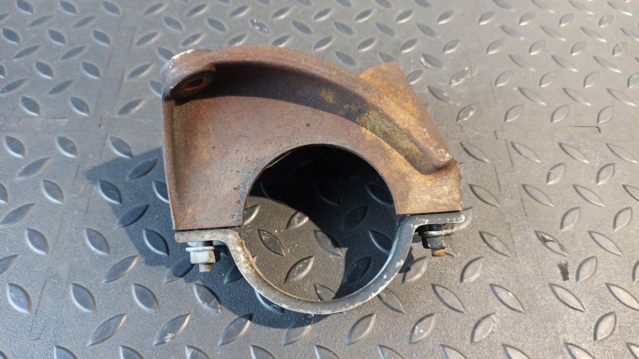 Кронштейн полуоси Ford Focus 1998-2007