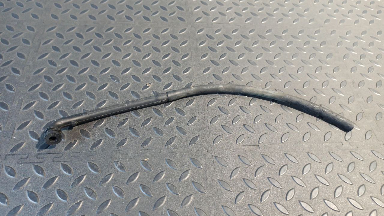 Патрубок картерных газов Mercedes E/W211 2002-2009