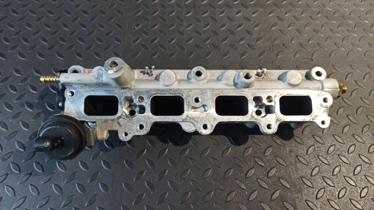 Коллектор впускной Volkswagen Golf/5 2003-2009