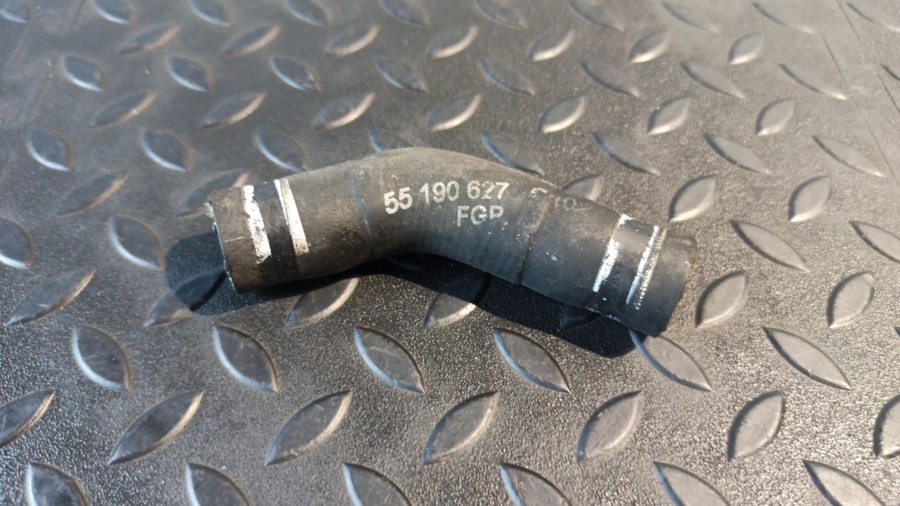 Патрубок ОЖ Opel Zafira/B 2005-2014