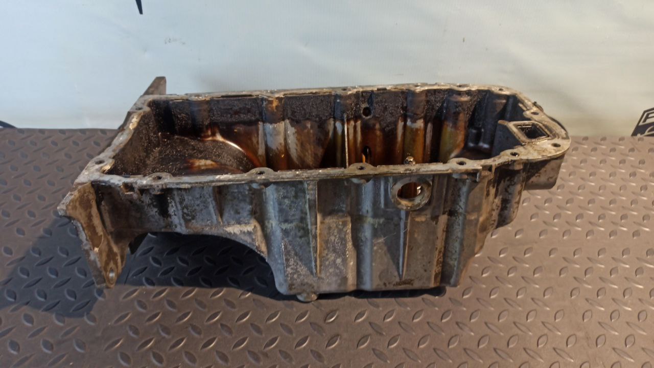 Поддон двигателя Opel Zafira/B 2005-2014