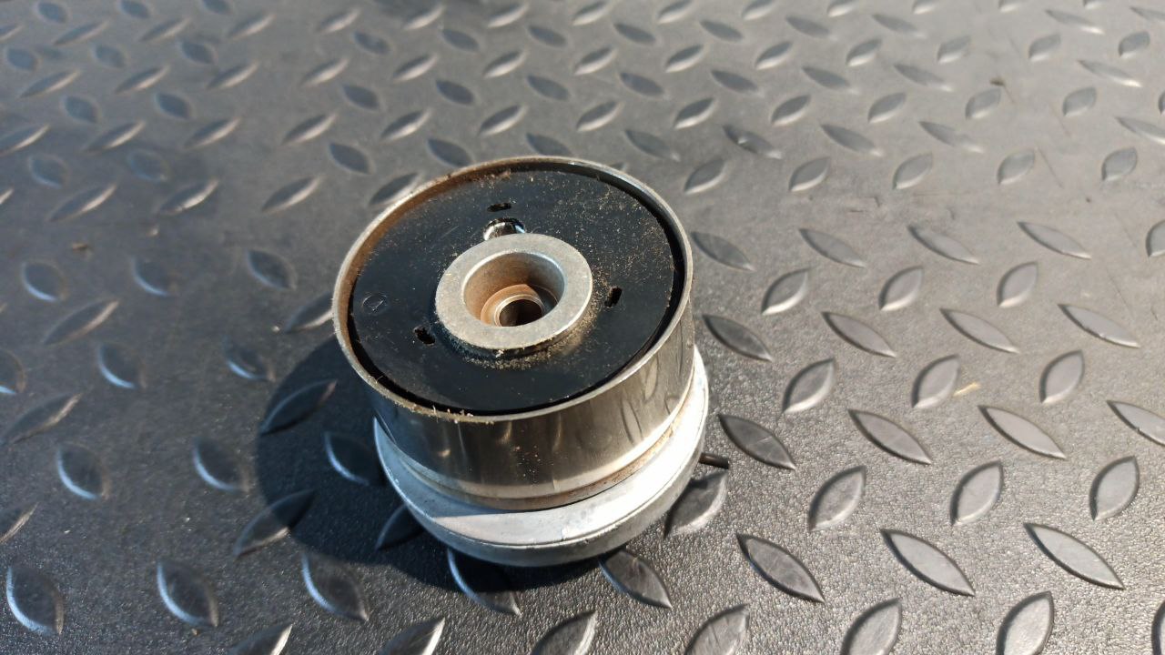 Натяжитель ремня Opel Zafira/B 2005-2014