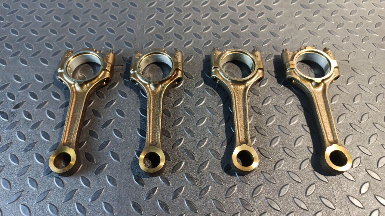 Шатун Opel Zafira/B 2005-2014