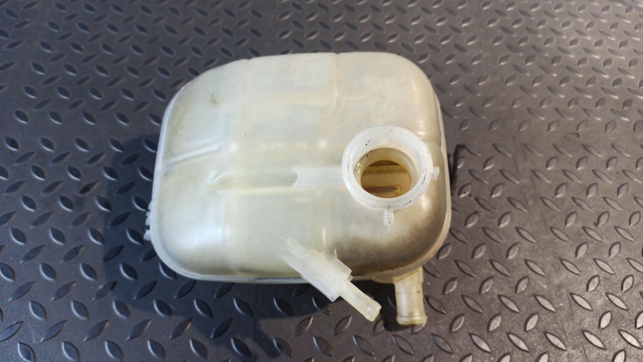 Бачок расширительный Opel Zafira/B 2005-2014