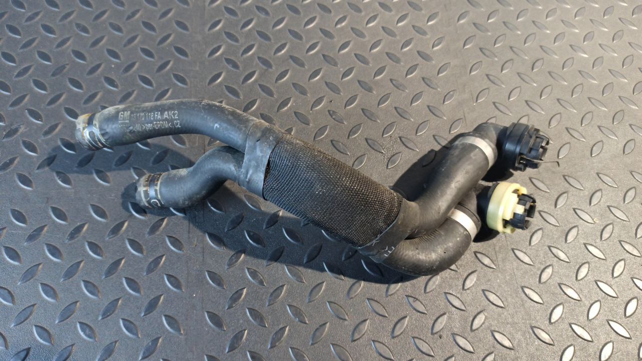 Патрубок ОЖ Opel Zafira/B 2005-2014