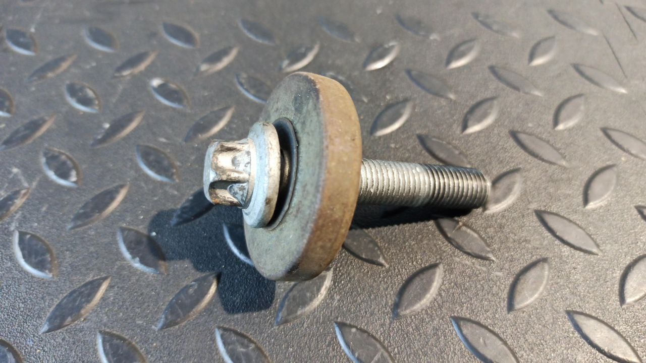 Болт коленвала Opel Zafira/B 2005-2014