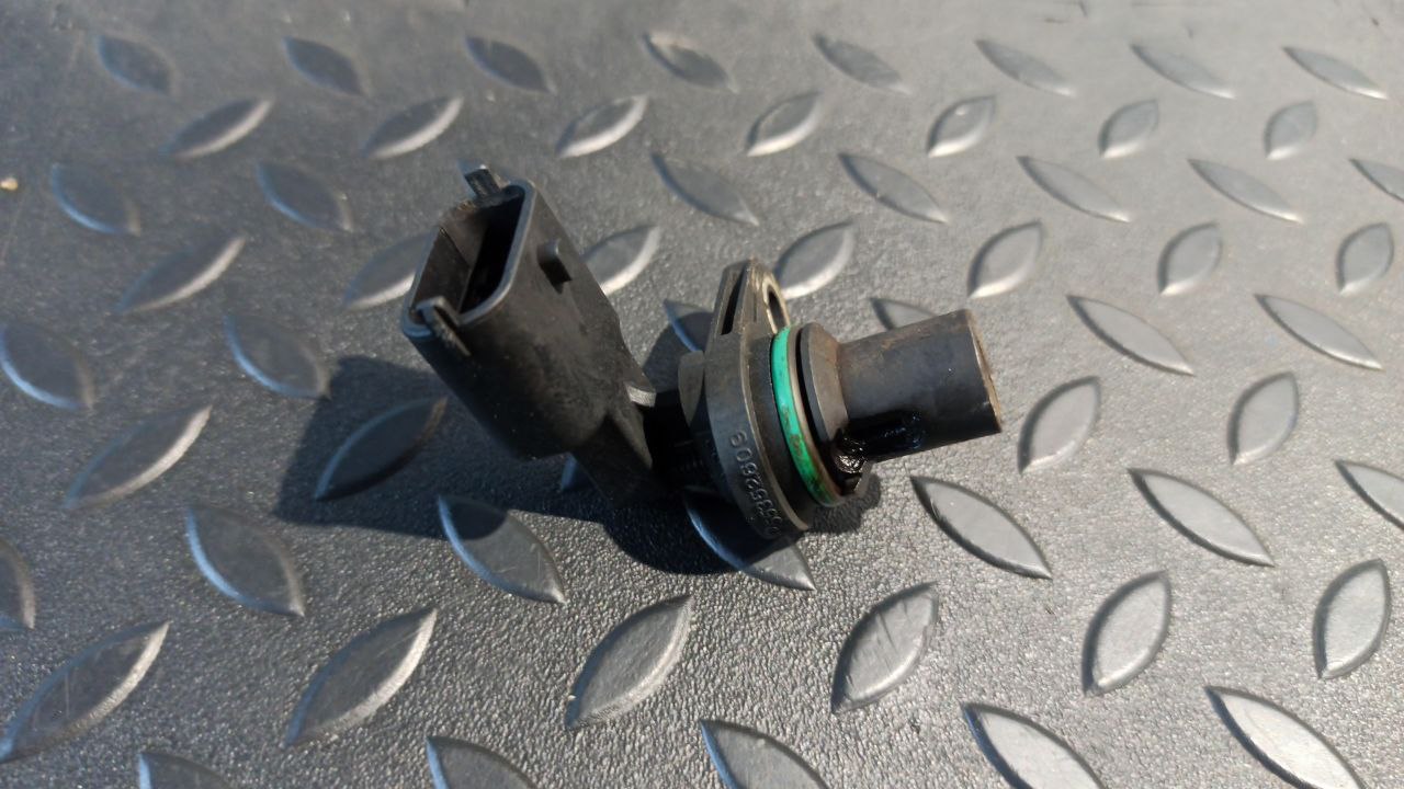 Датчик положения распредвала Opel Zafira/B 2005-2014