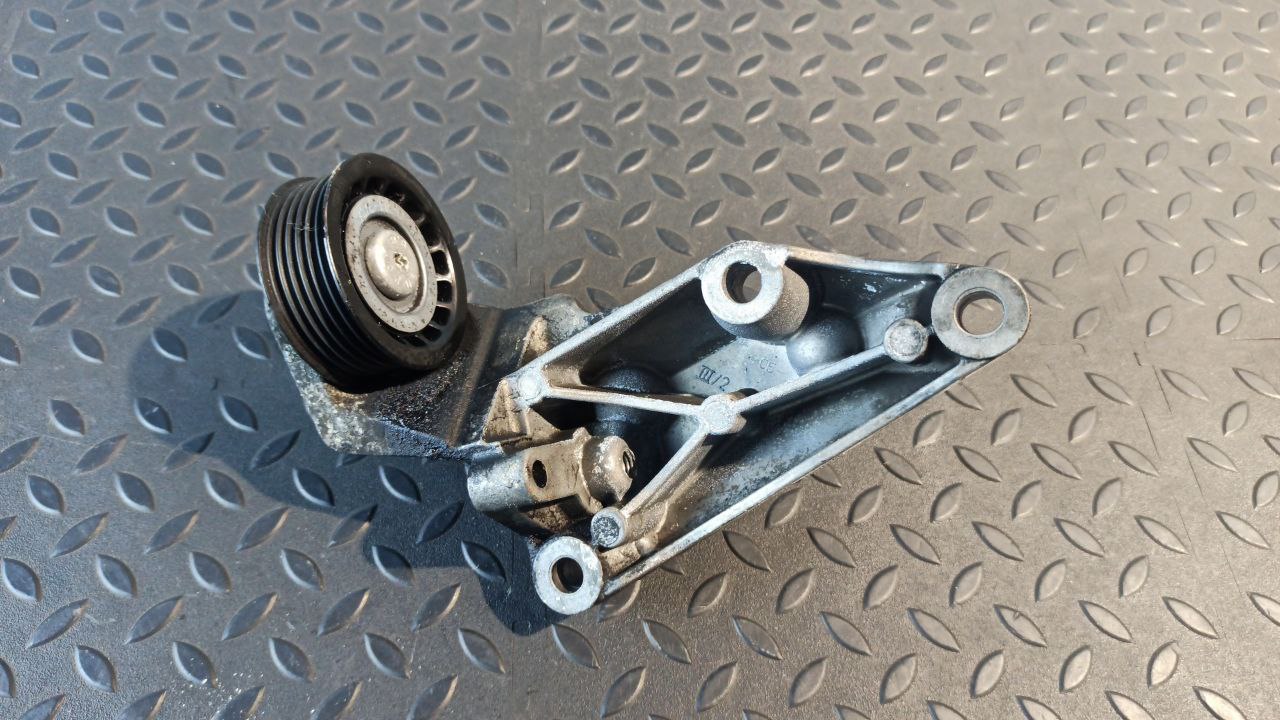 Кронштейн генератора Ford Mondeo/3 2000-2007