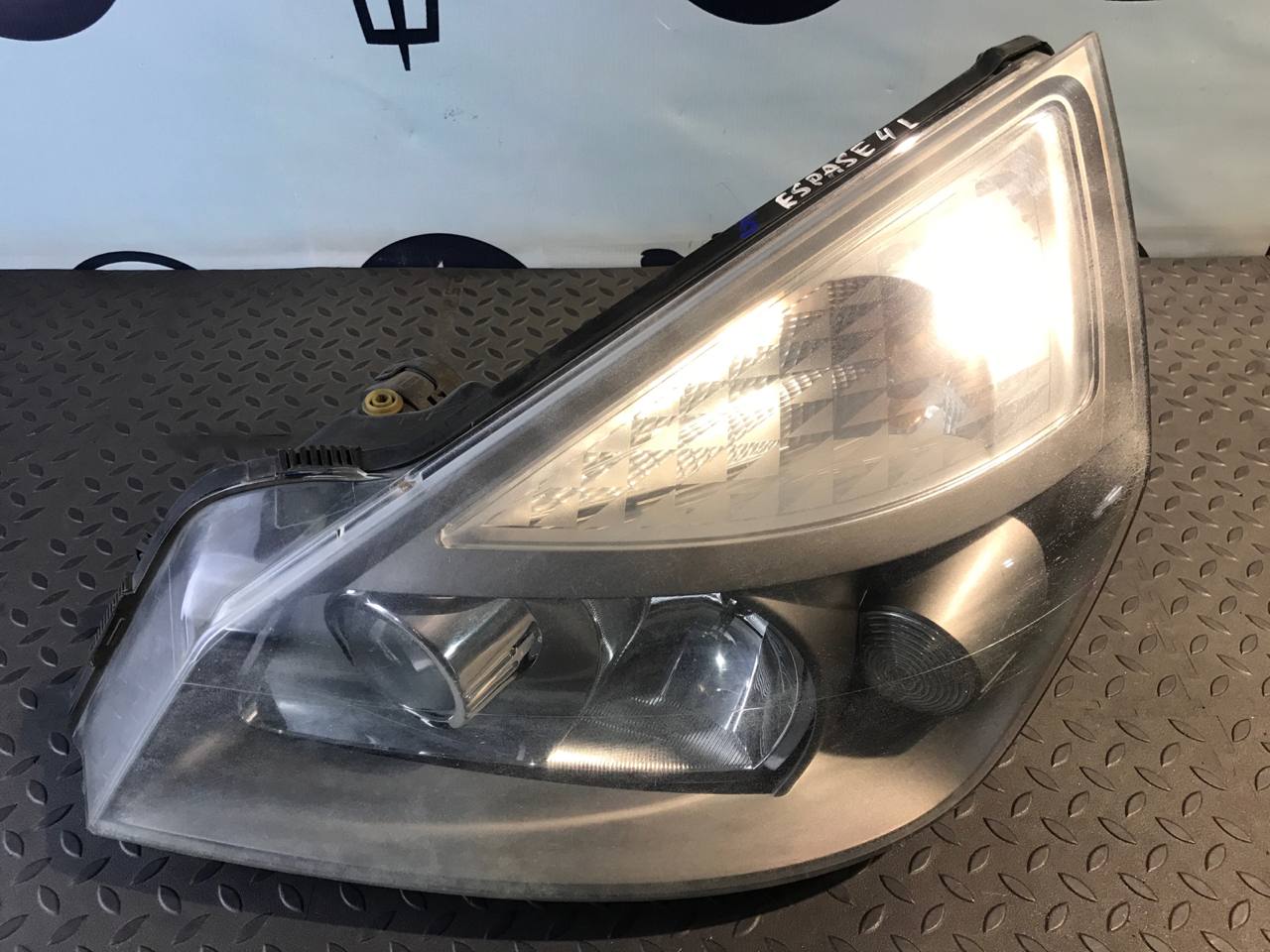 Фара левая Renault Espace/4 2002-2014
