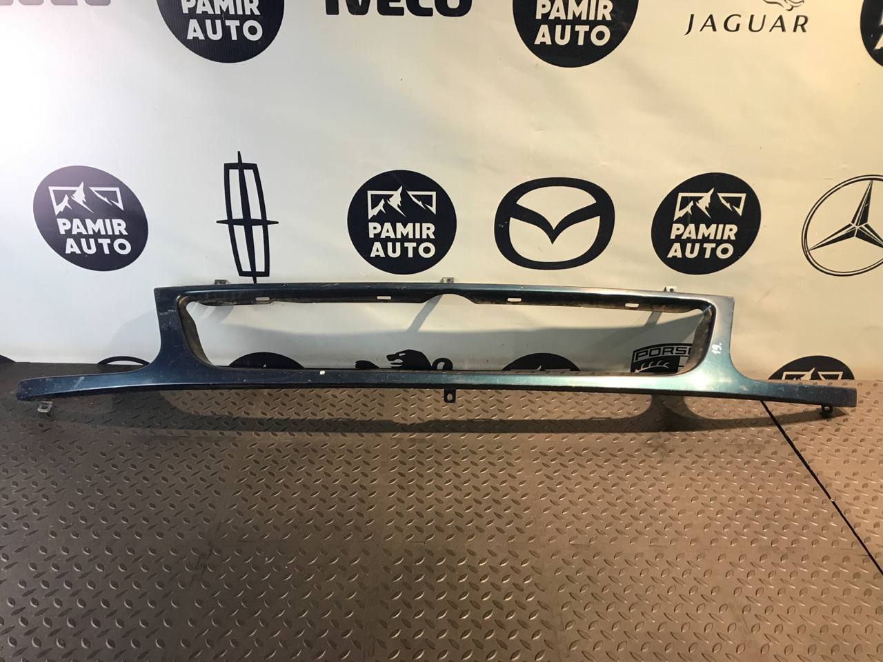 Планка под фару Mercedes Vito/W638 1996-2003