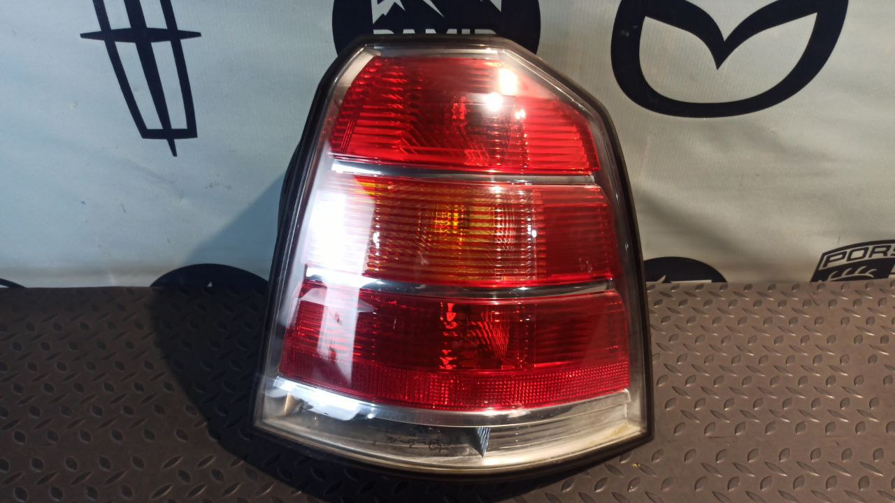 Фонарь задний правый Opel Zafira/B 2005-2014