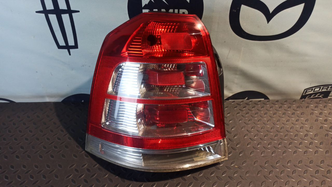 Фонарь задний левый Opel Zafira/B 2005-2014