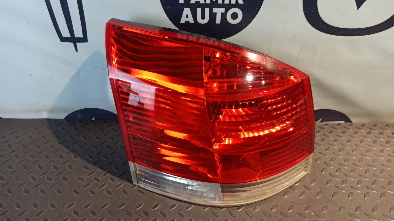 Фонарь задний левый Opel Signum 2003-2008