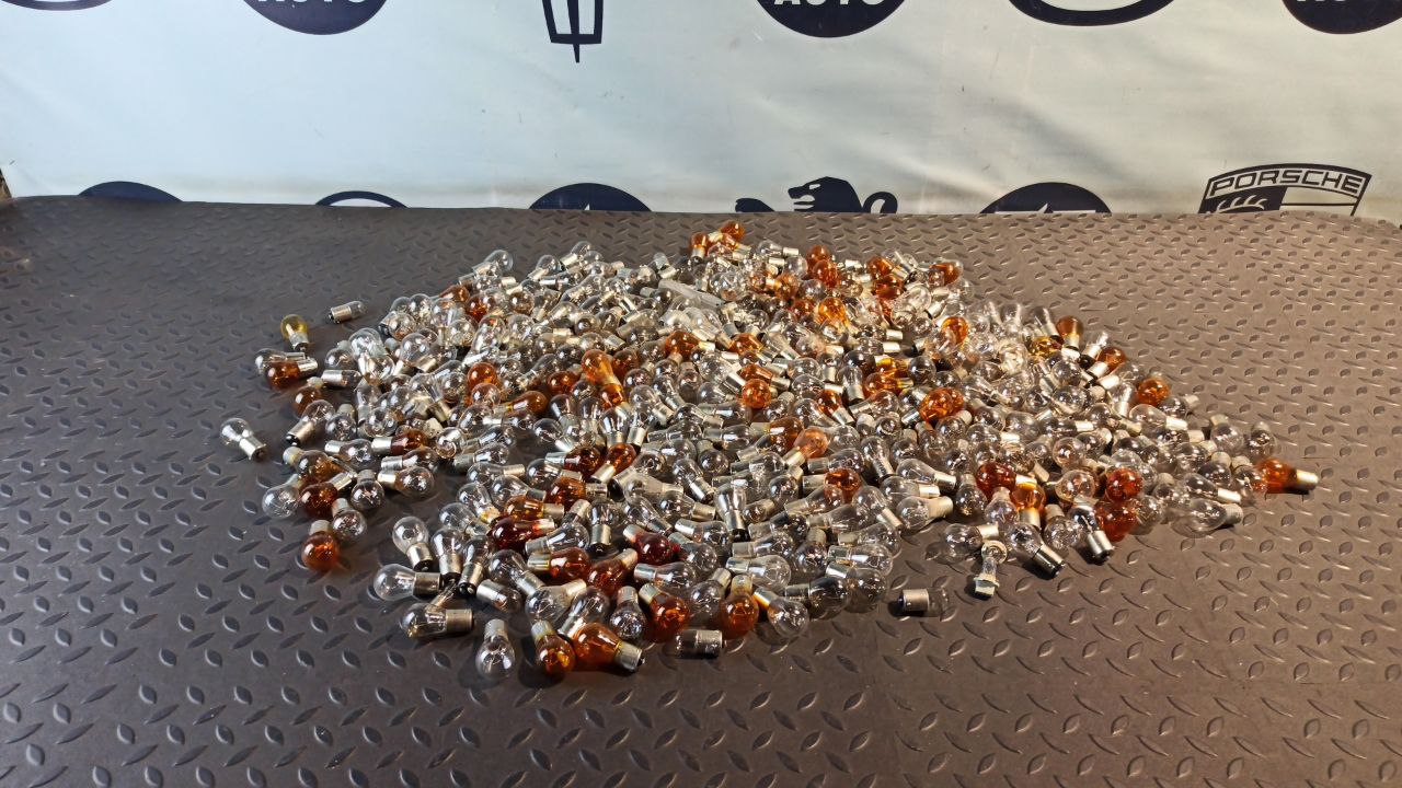 Лампа накаливания заднего фонаря Ford Focus/2 2004-2011