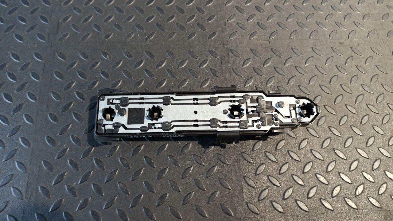 Плата заднего фонаря Mercedes C/W203 2000-2008