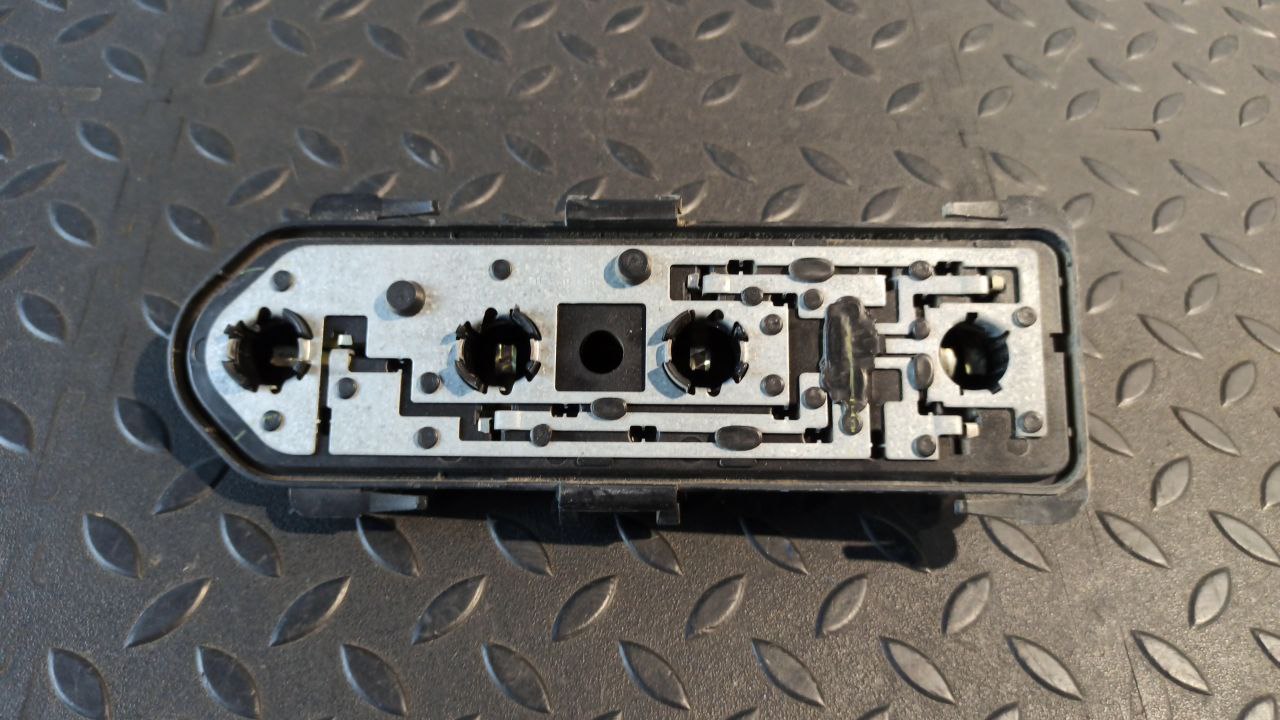 Плата заднего фонаря Mercedes M/W163 1997-2005