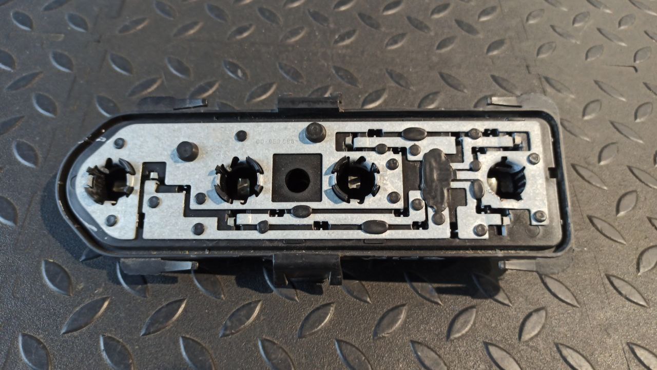 Плата заднего фонаря Mercedes M/W163 1997-2005