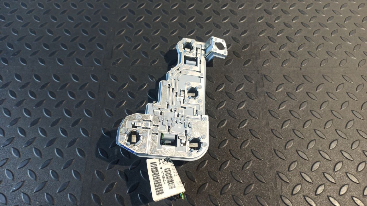 Плата заднего фонаря правая Mercedes C/W204 2006-2015