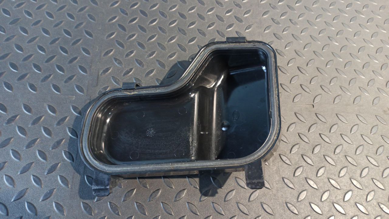 Крышка фары левая Mercedes Vito/W639 2003-2014