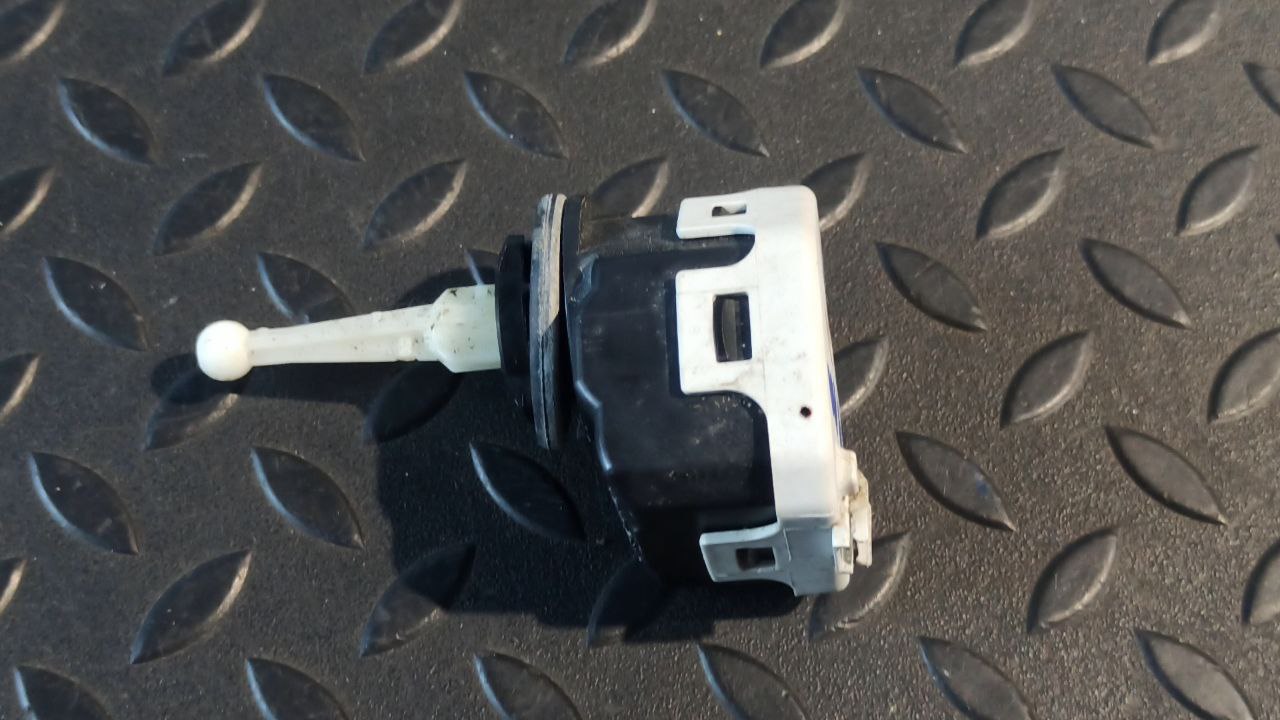 Корректор фар Mercedes Vito/W639 2003-2014