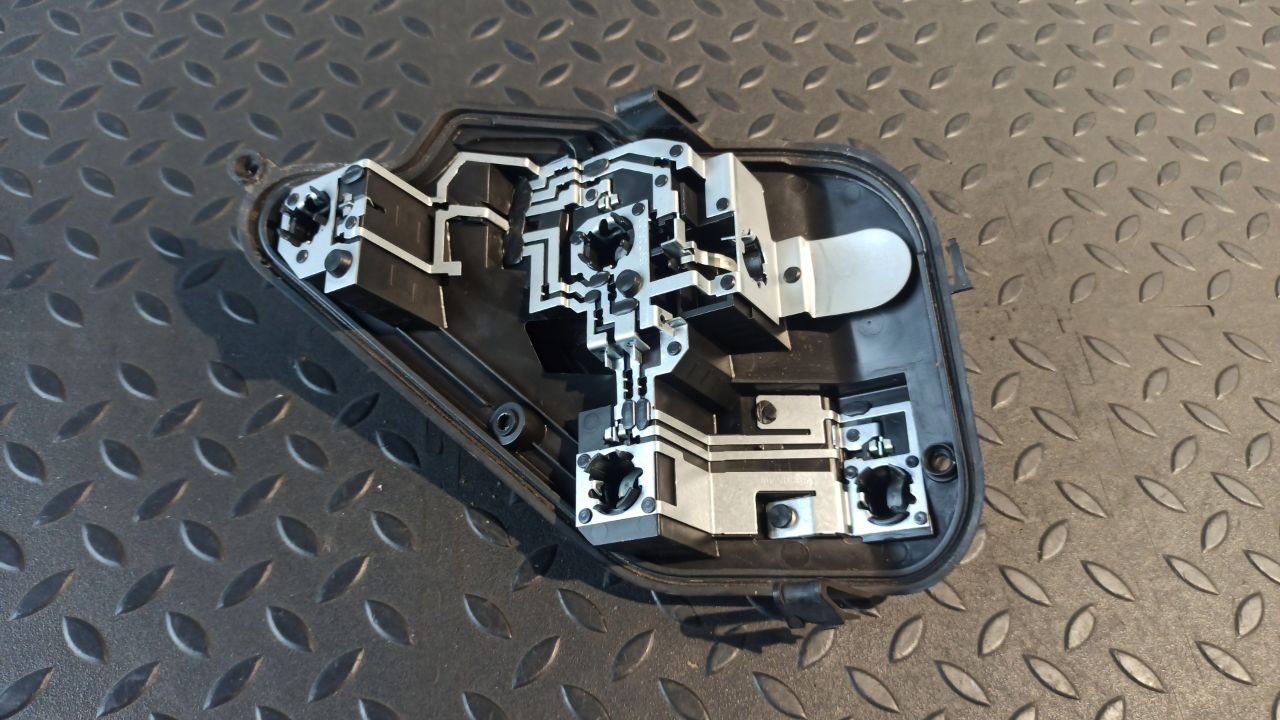 Плата заднего фонаря левая Opel Astra/H 2004-2014