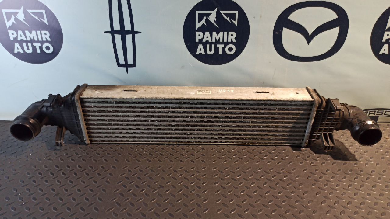 Интеркулер Mercedes C/W204 2006-2015