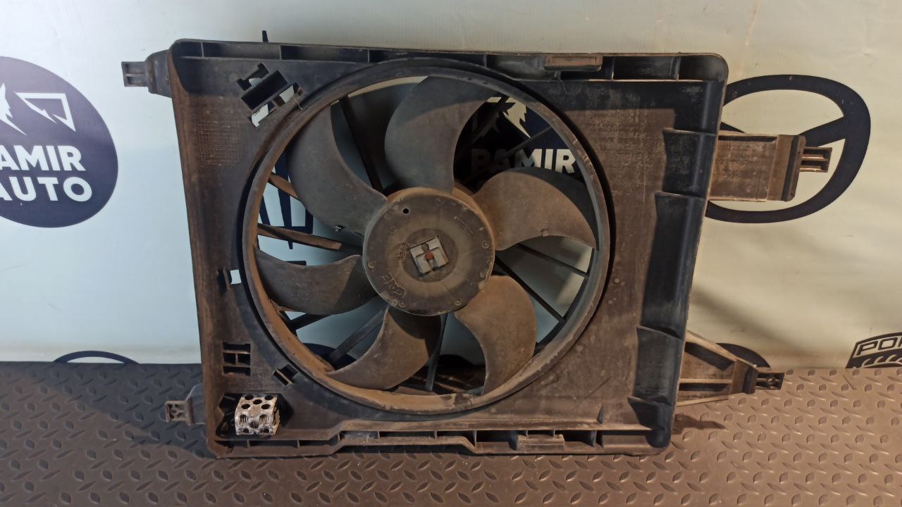 Вентилятор радиатора Renault Megane/2 2002-2009